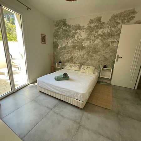 Azur Appart 4 Pers - Parking - Terrasse - 10Min Du Centre Каси Экстерьер фото
